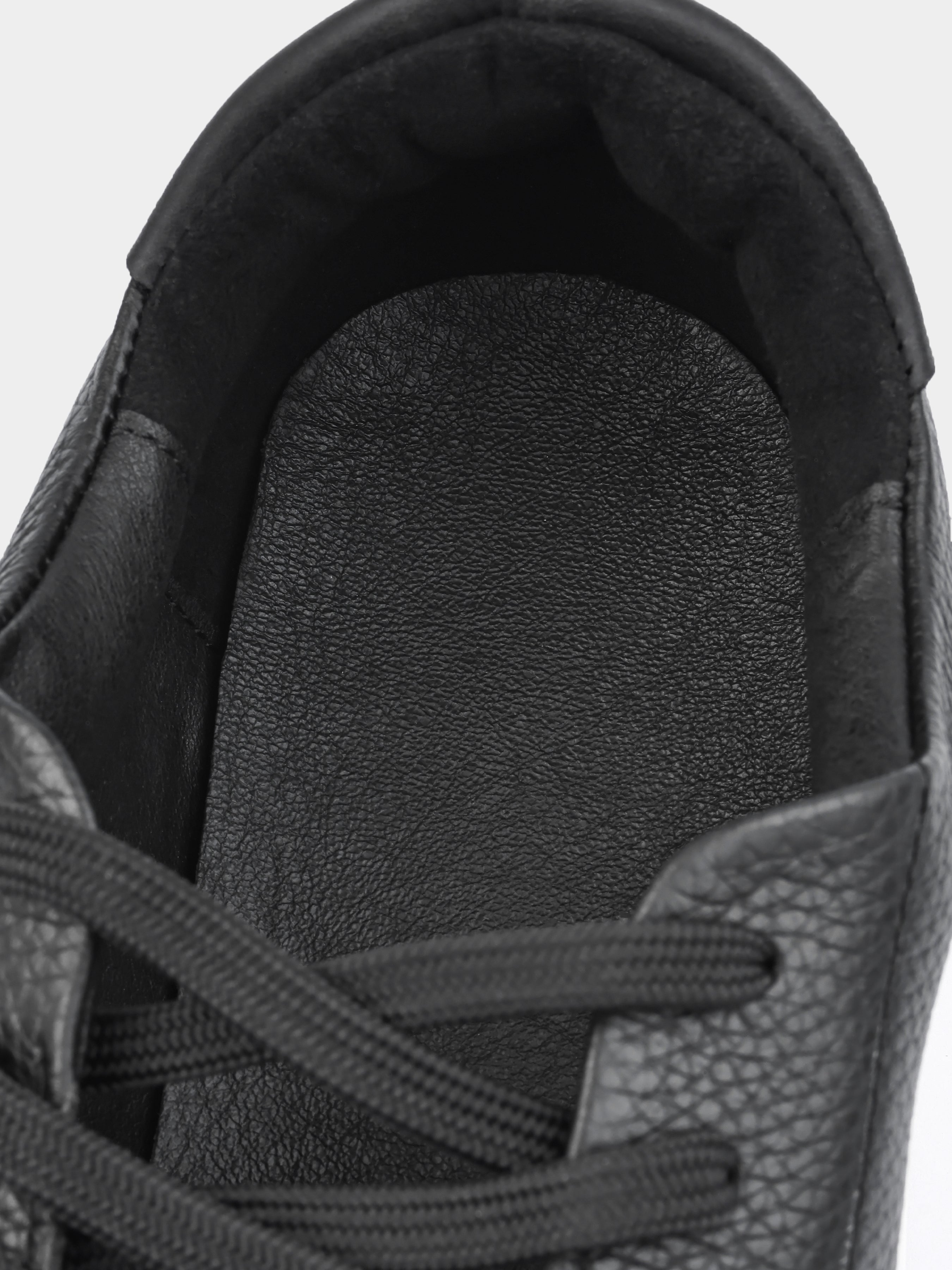 Cento Matte Black White Sneakers