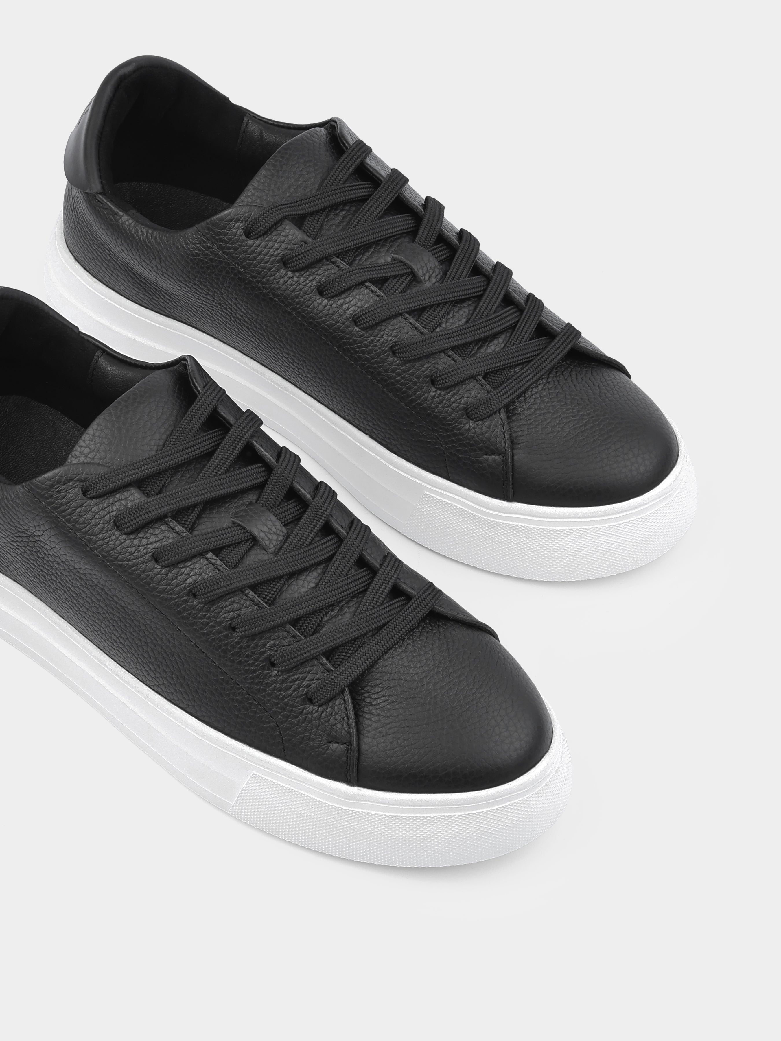 Cento Matte Black White Sneakers