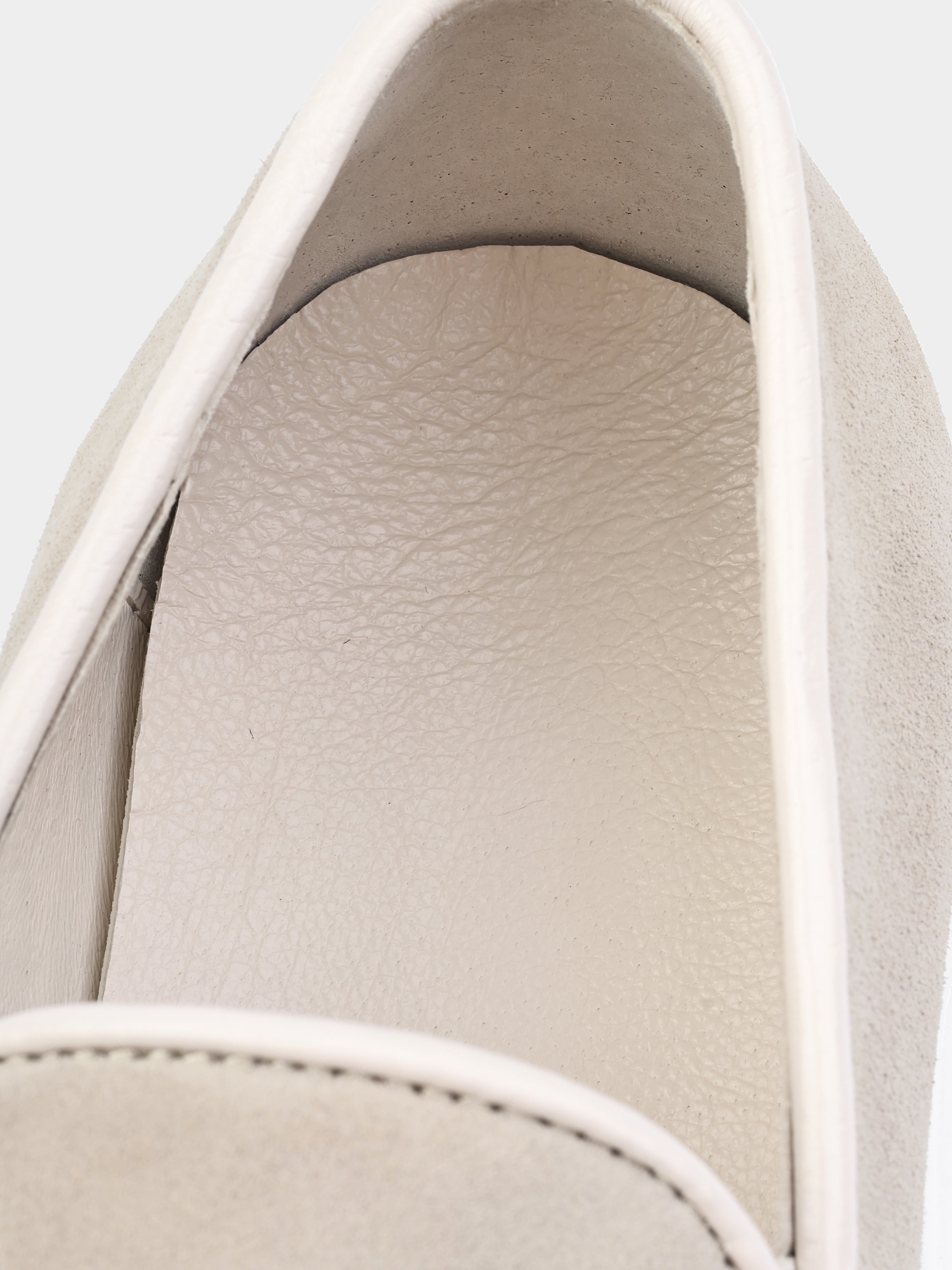 Oscuro Beige Loafers