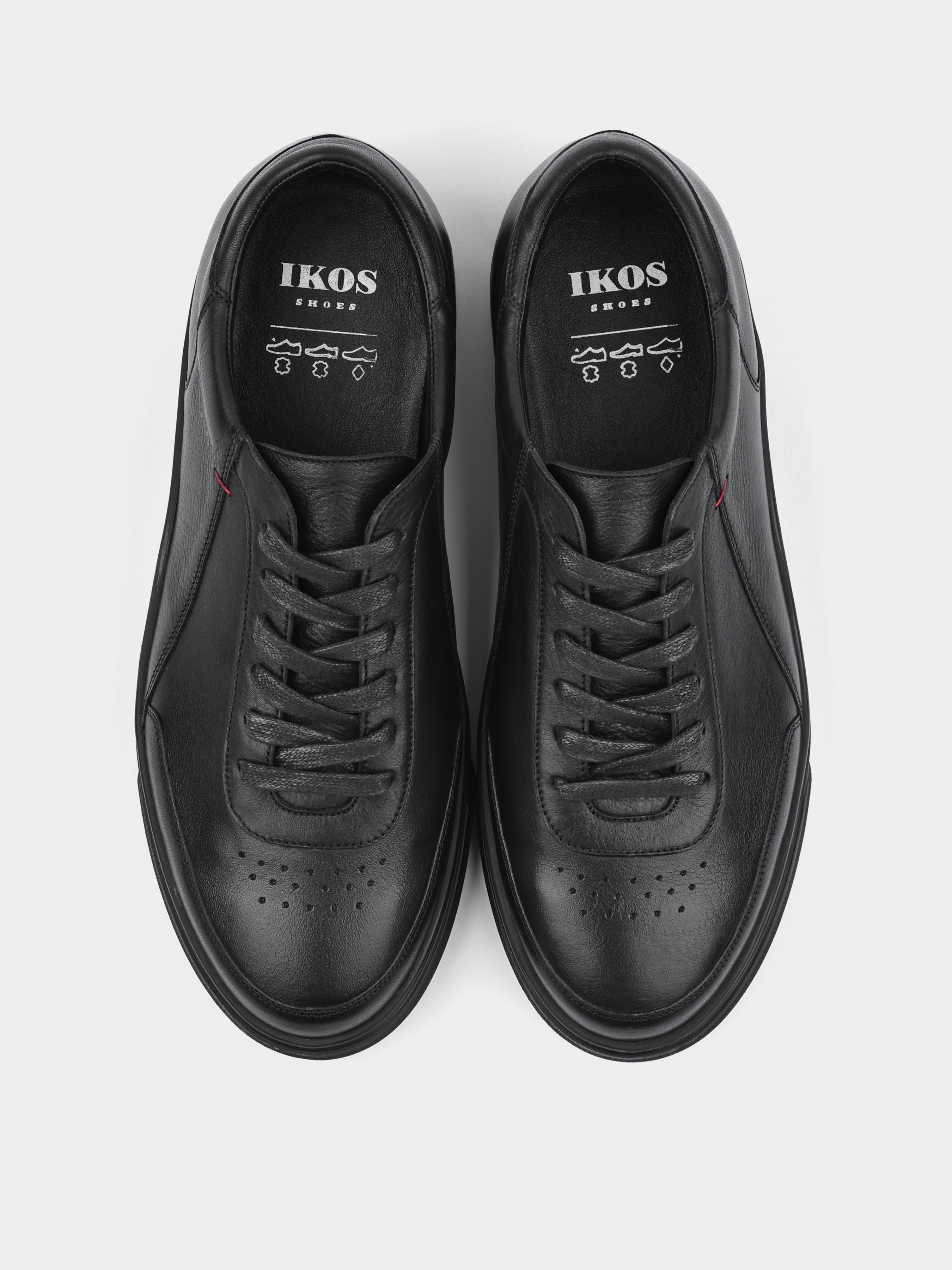 Apache Black Sneakers