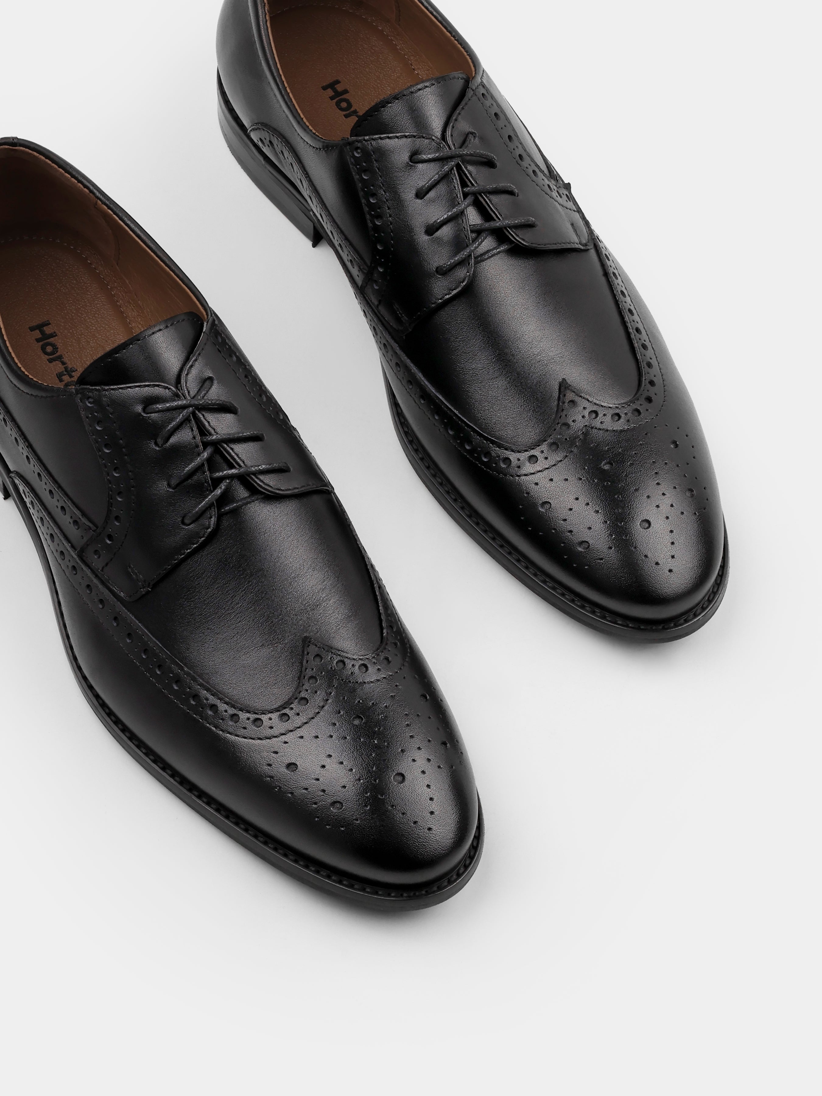 Brogues, Bosten, Black, Men's shoes, natural leather upper and lining, diagonally view