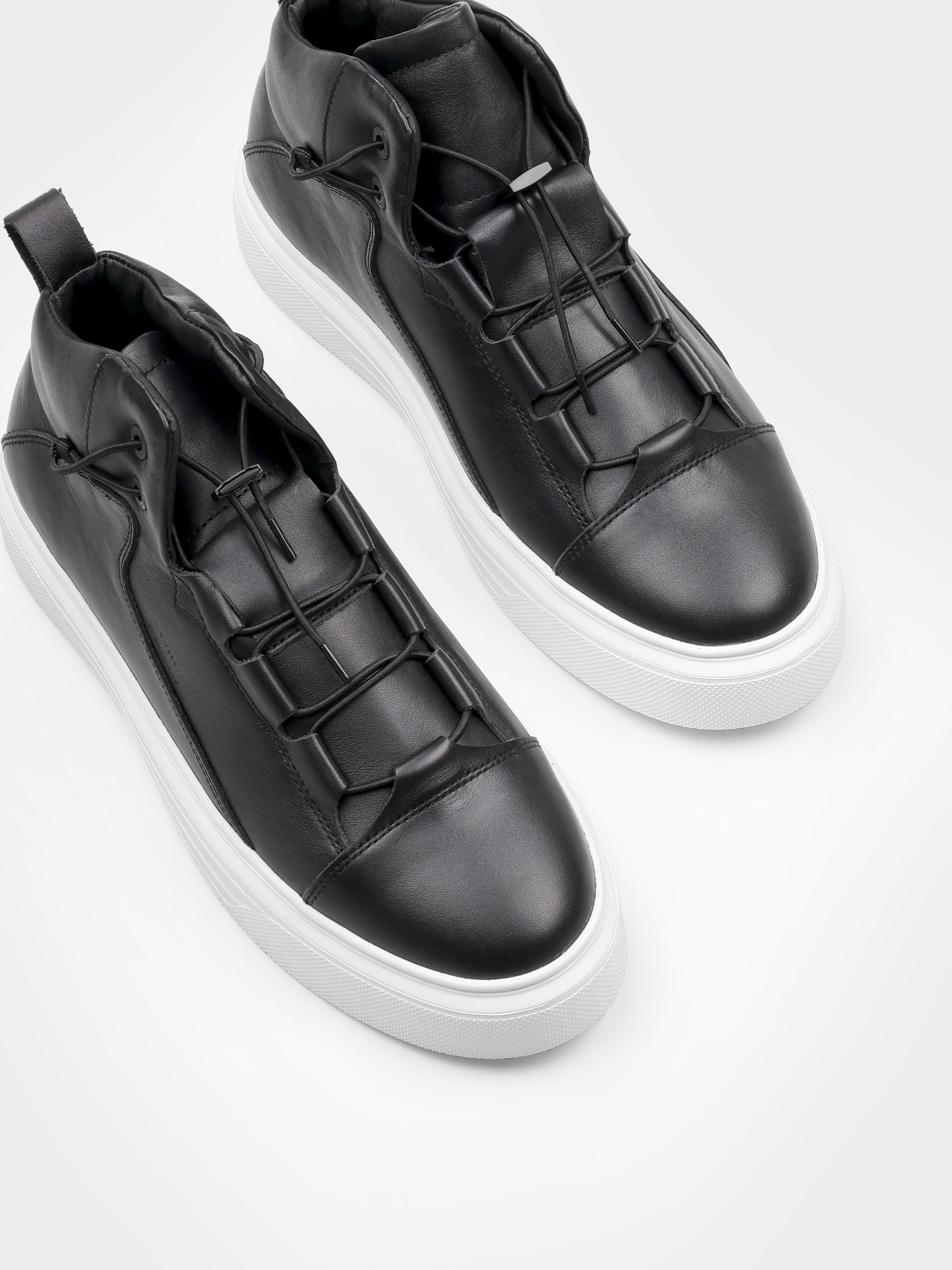 Sneakers, Insiti, Black White, Men's shoes,natural leather upper and fleece lining, diagonally view