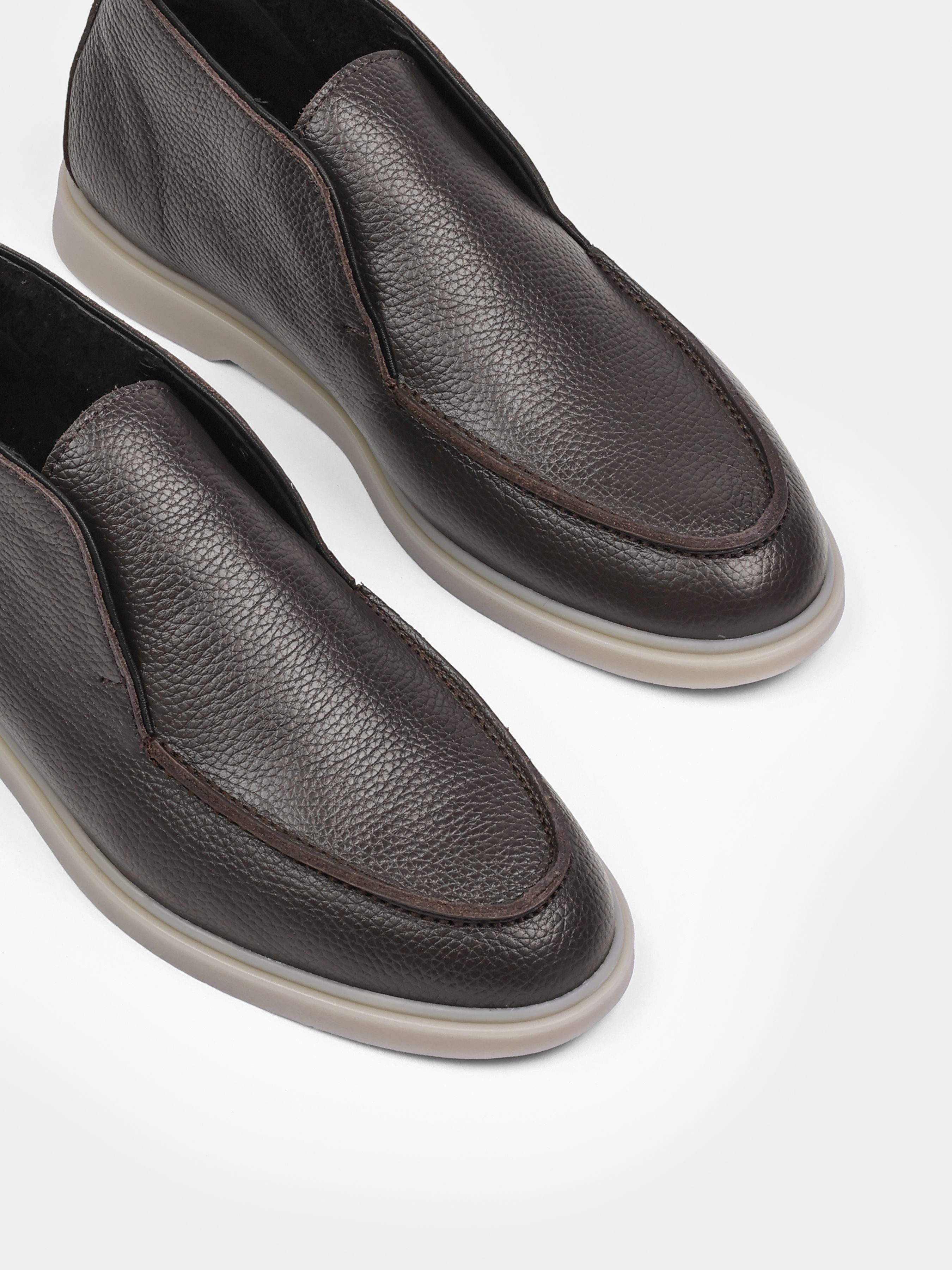 Boots, Ottaviano, Dark Brown Beige, Men's shoes, natural leather upper and fleece lining, diagonally view