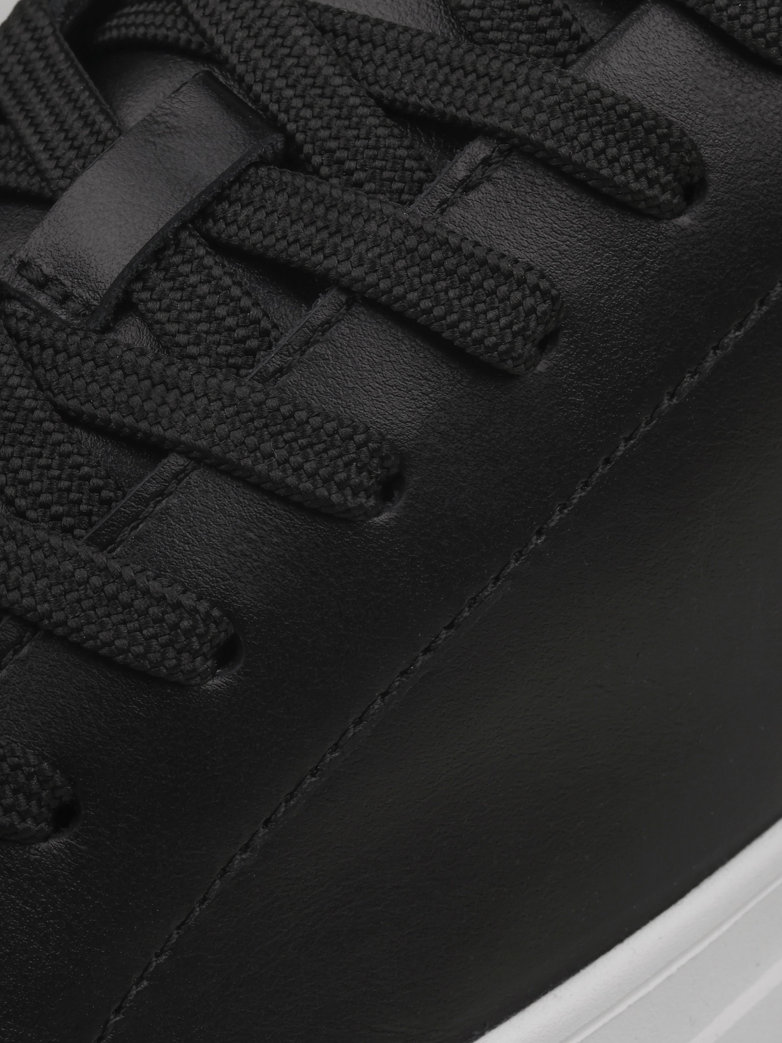 Sneakers, Cento, Black White, Men's shoes, natural leather upper and lining, laces view