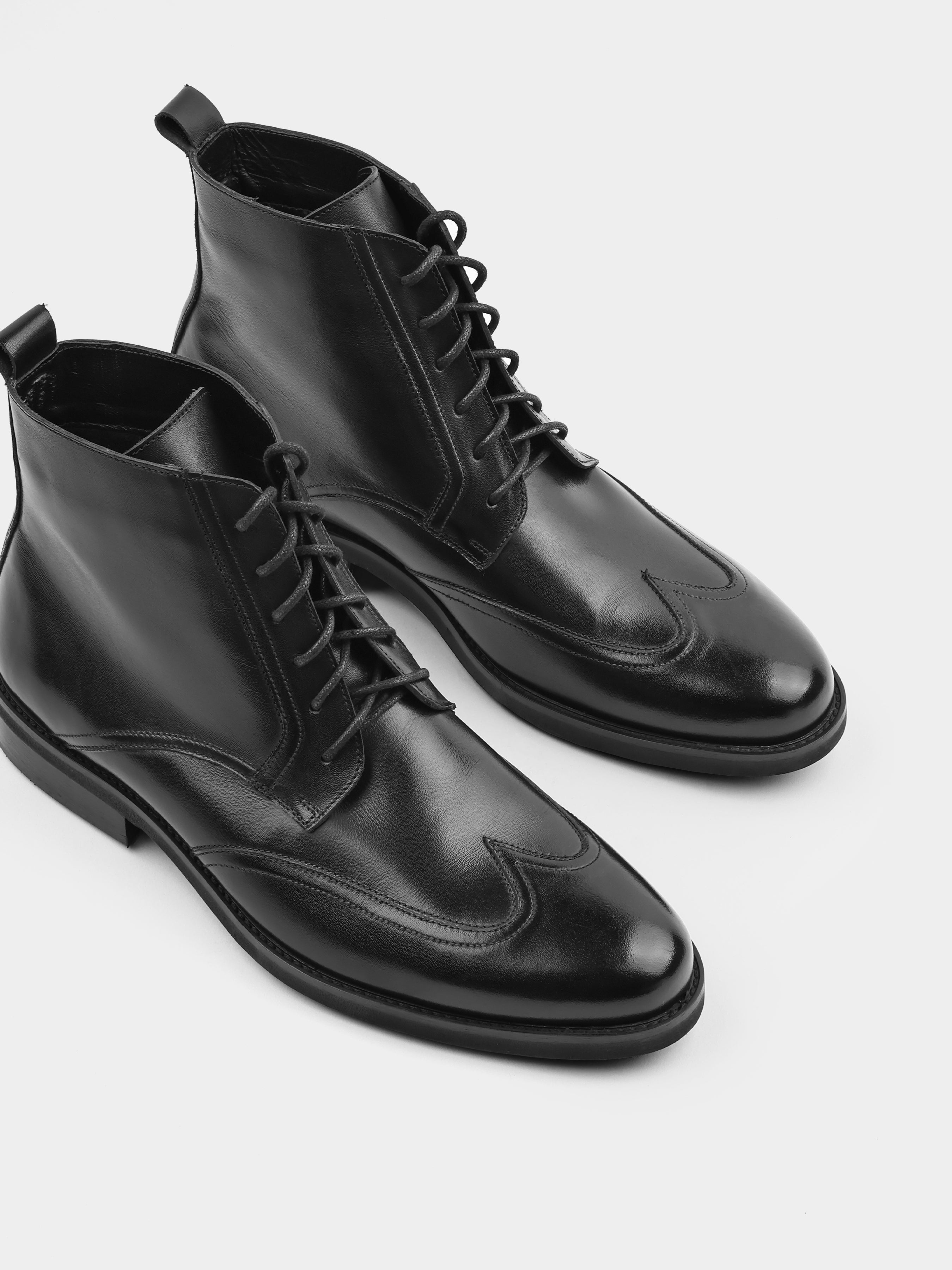 Tiera Black Boots