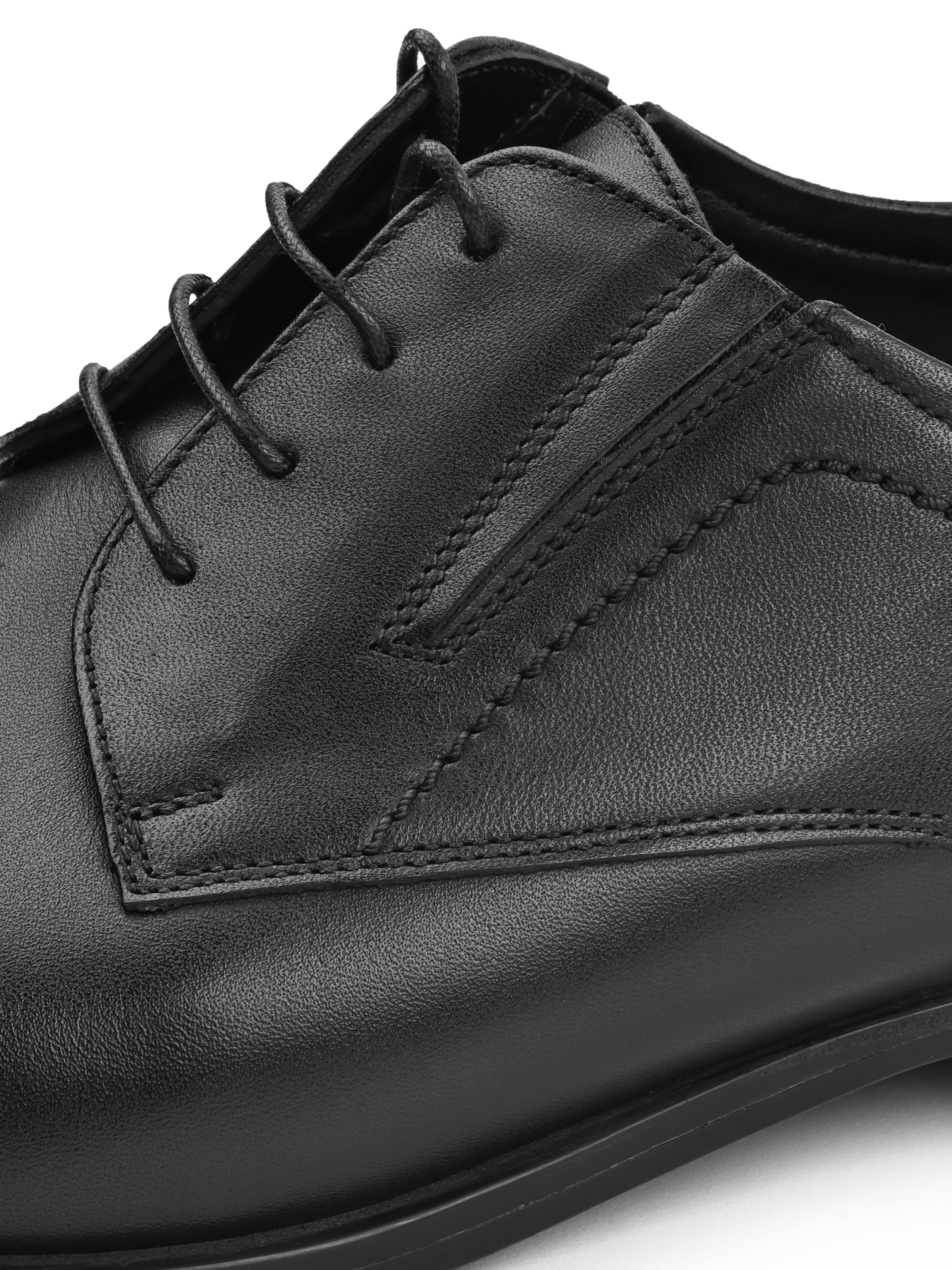 Falcone Black Derby