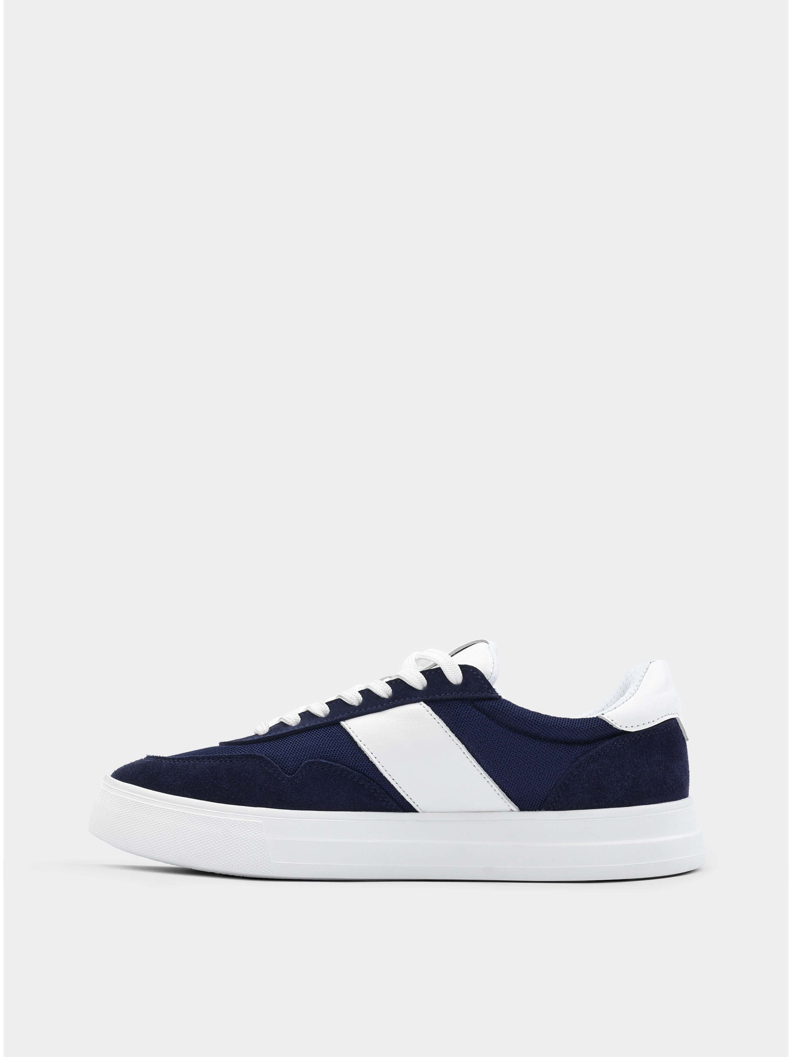 Altrove Navy Sneakers