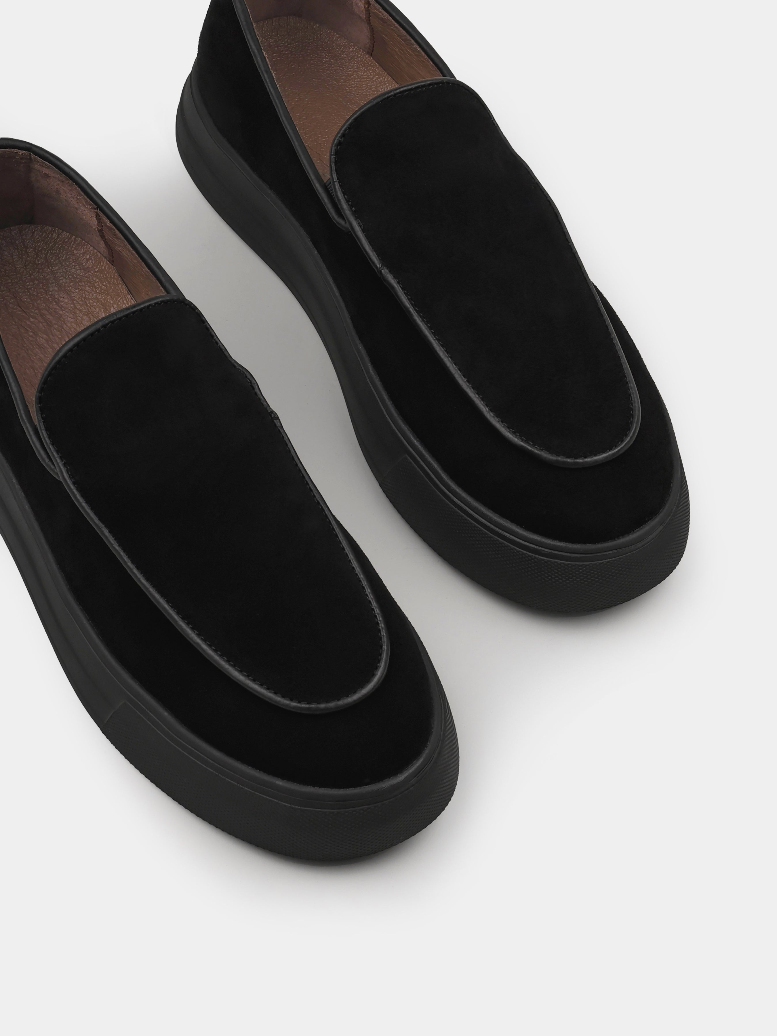 Oscuro Black Loafers